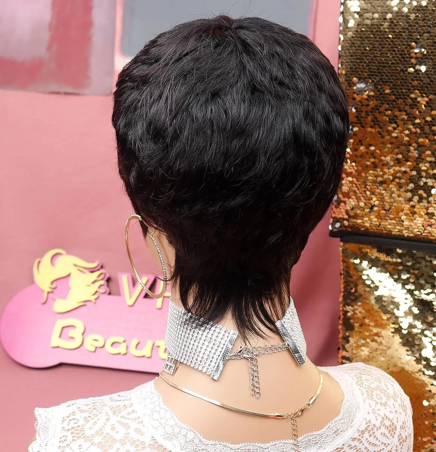 Women's short elf style synthetic wig, fashionable wave layered wig with free hairnet