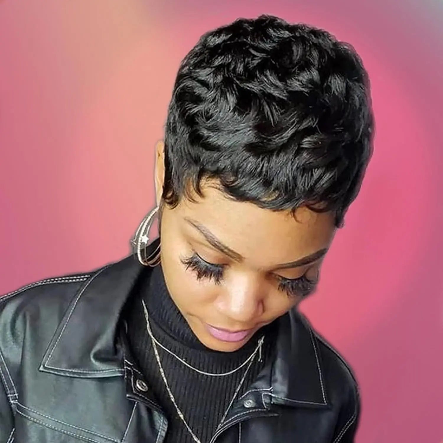 Women's short elf style synthetic wig, fashionable wave layered wig with free hairnet