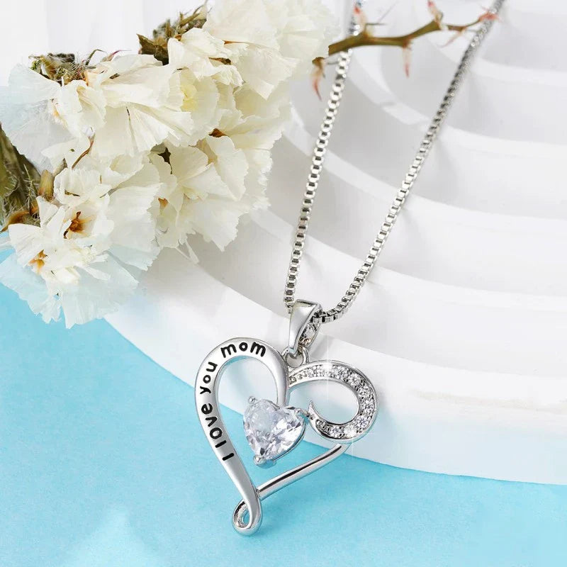  I Love You Mom Heart Shape Crystal Pendant Necklace – Elegant Gift for Mom