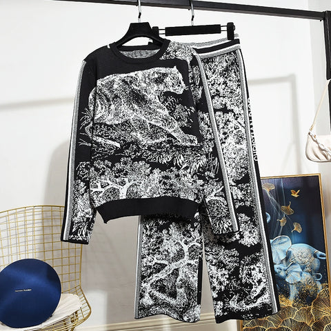 Hong Kong Style Retro Suit Pant Early Autumn New Women's Online Red Fashion Temperament Leisure Sports Two-piece Set
