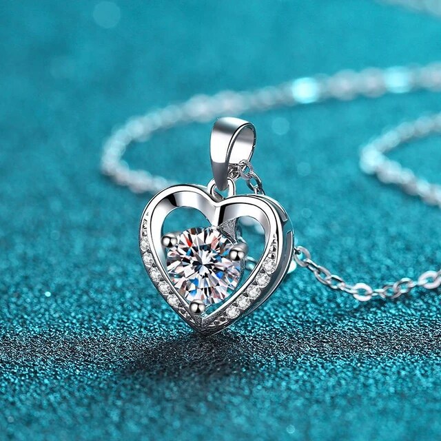 Elegant Heart Shape Pendant Necklace for women